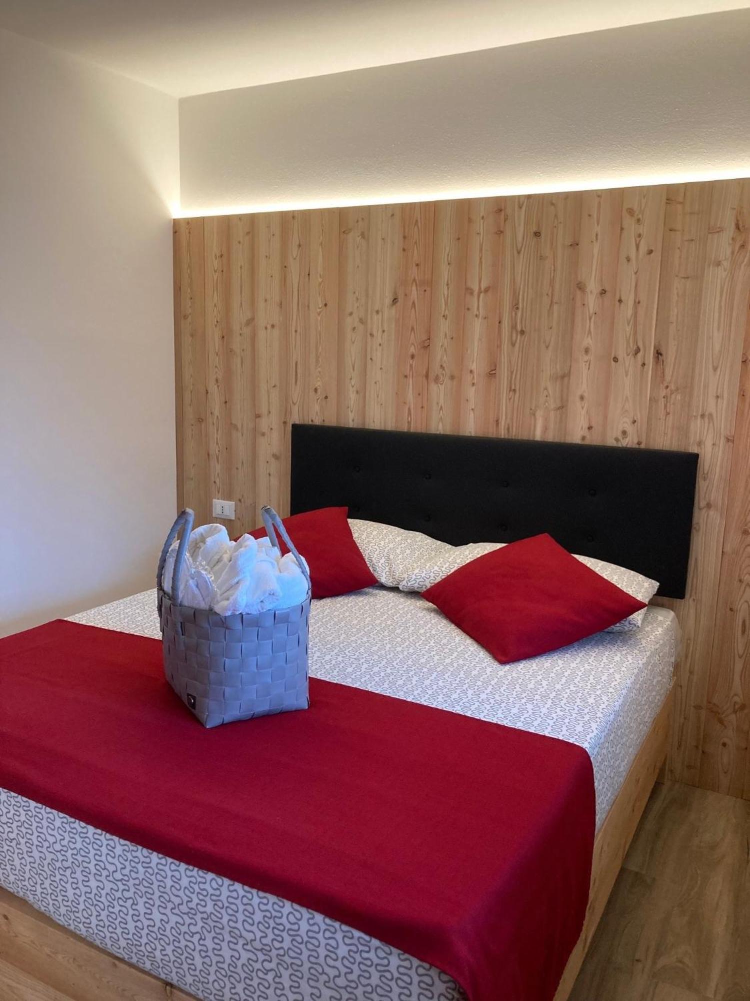 Appartement Seia Mountain Wellness à Mezzolago Extérieur photo